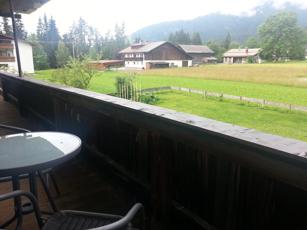 Bed and Breakfast Haus Karwendelblick Leutasch Camera foto