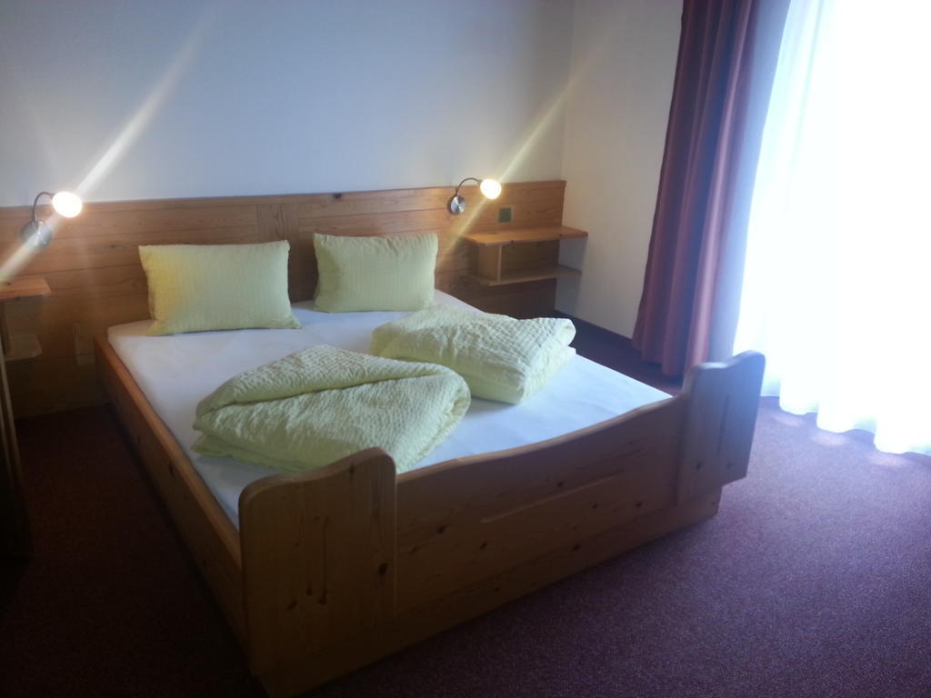 Bed and Breakfast Haus Karwendelblick Leutasch Esterno foto